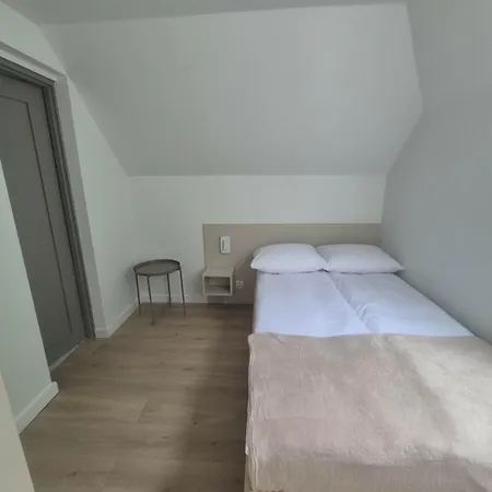 Na Deptaku Vila *