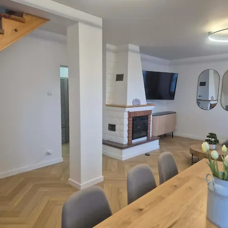 Na Deptaku Vila *